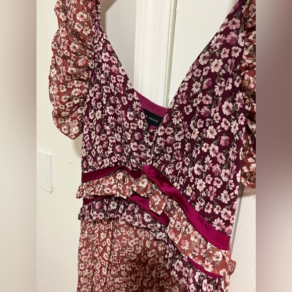 En Saison Women's Ditsy Floral Pleated Midi Dress - Picture 2 of 4